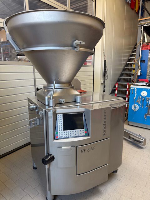 Handtmann VF 616 with mincer drive